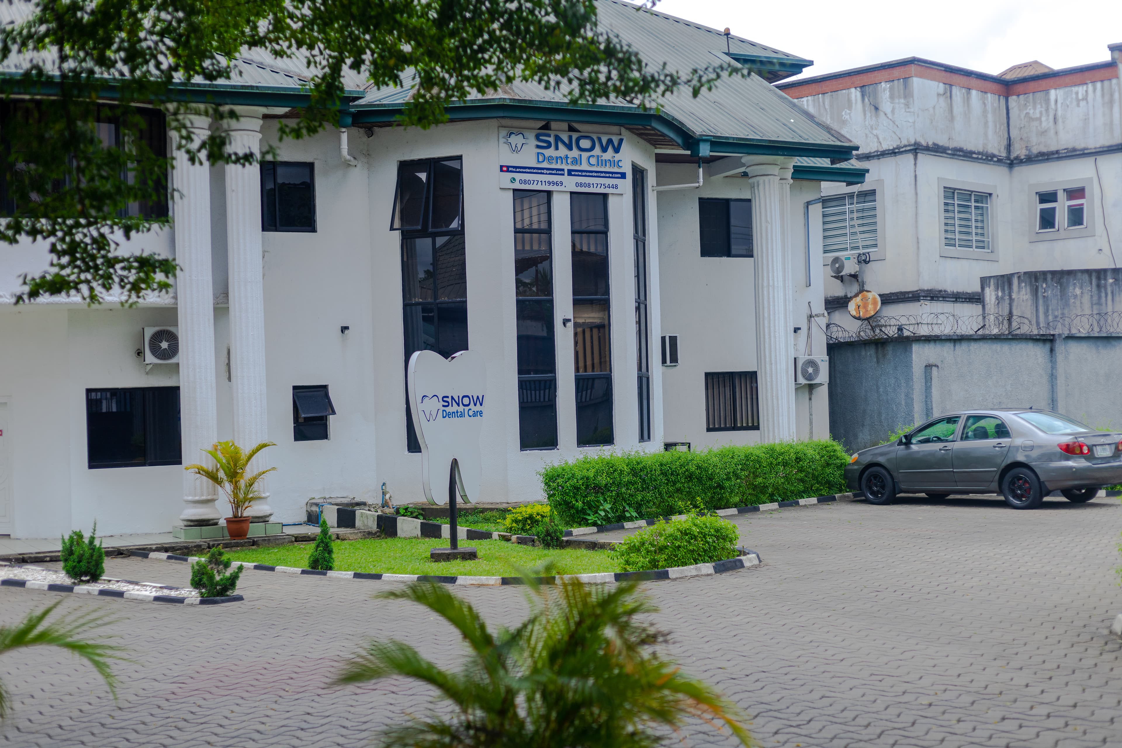 GRA Clinic Outer Facade & Entrance